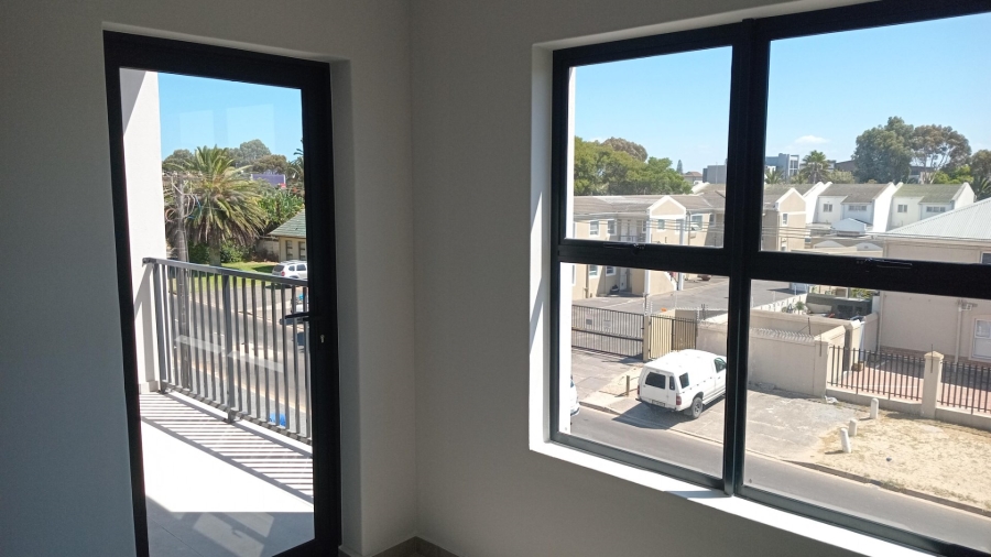 2 Bedroom Property for Sale in Table View Western Cape
